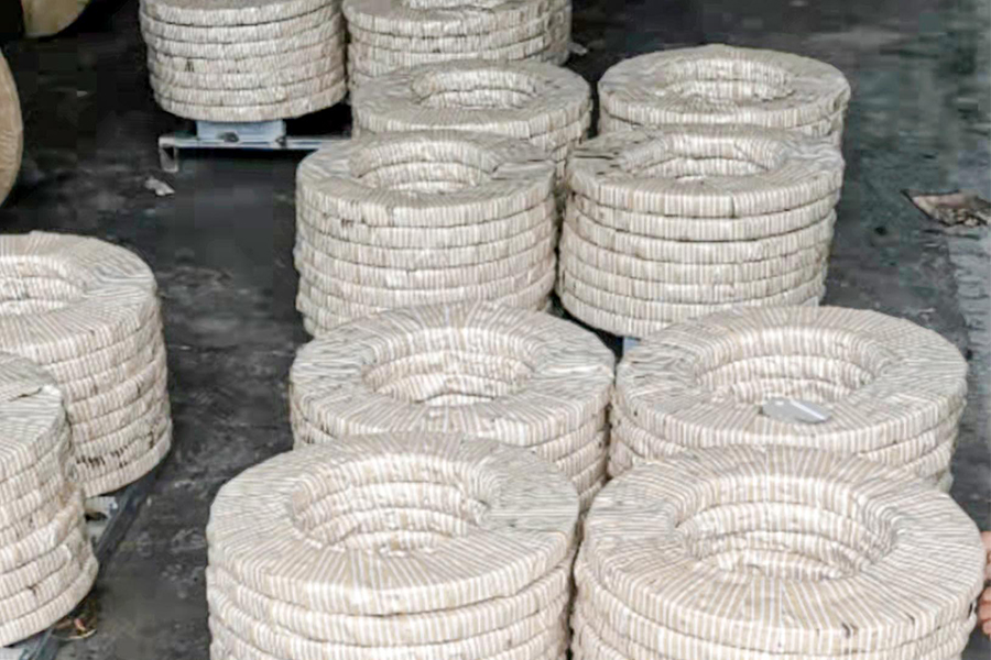 Composite paper packaging